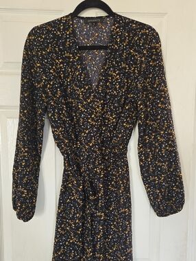 Dynamite Black Long-Sleeve Floral Wrap Dress with Yellow & White Print